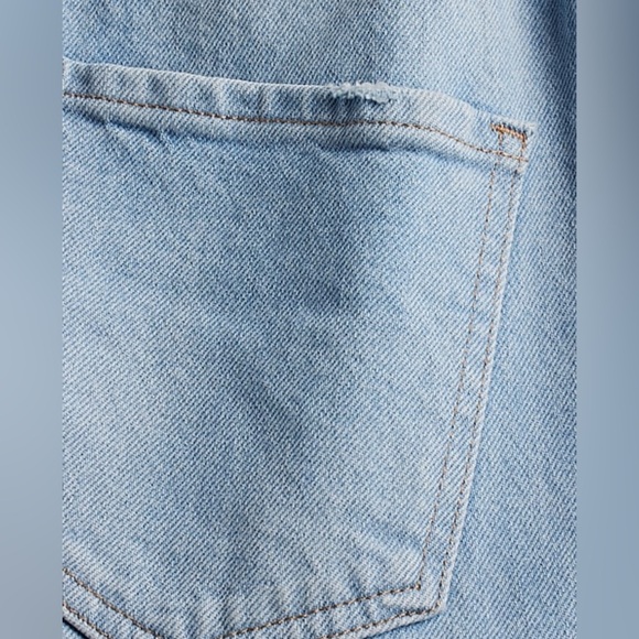 Express Slight Distressed Denim Relaxed Ankle Straight Leg Jumpsuit SZ S - NWOT - Picture 5 of 7